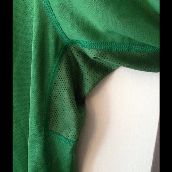 Nike Men's Vented Athletic Shirt Size L - Picture 3 of 4