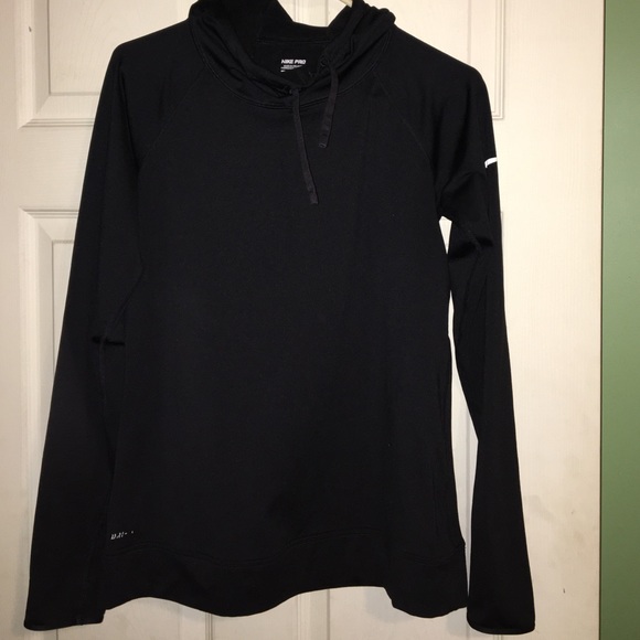 Nike Tops - Nike Women's Pro Hyperwarm Hoodie