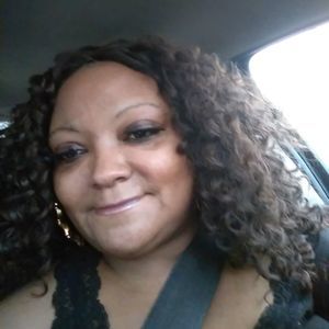 Meet your Posher, Tresia