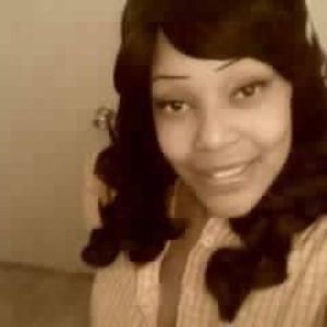 Meet your Posher, Latoya