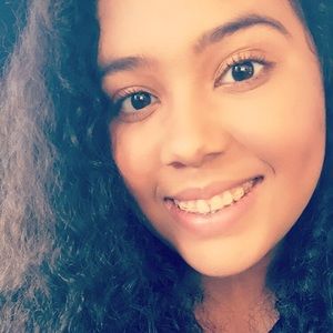 Meet your Posher, Taryn