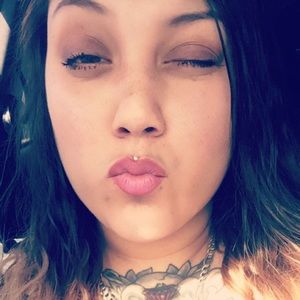 Meet your Posher, Connie