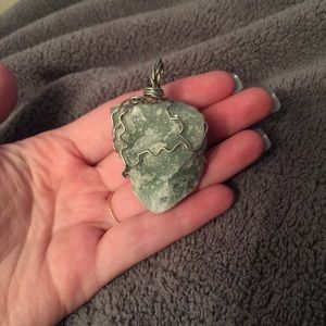 CRYSTAL Green Aventurine Pendant 💚💚
