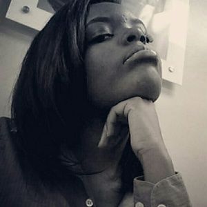 Meet your Posher, Ebony