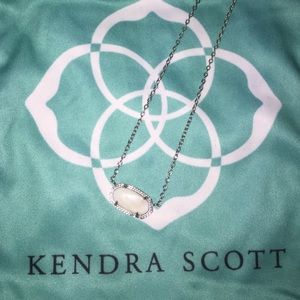 Kendra Scott Elisa- white pearl