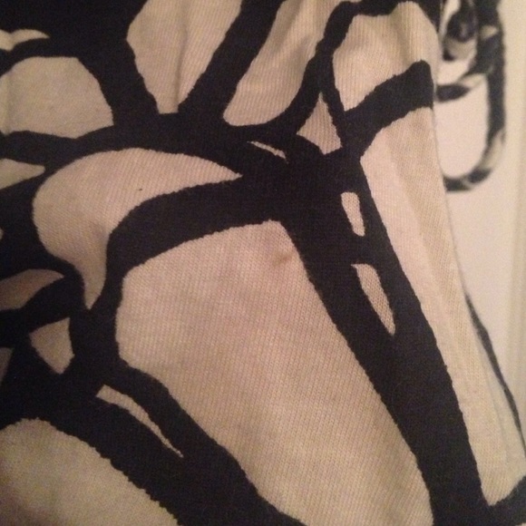 Old Navy Maternity Top - Picture 3 of 3