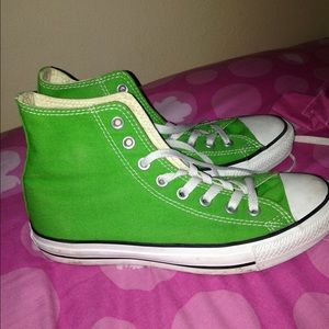 green high top converse!
