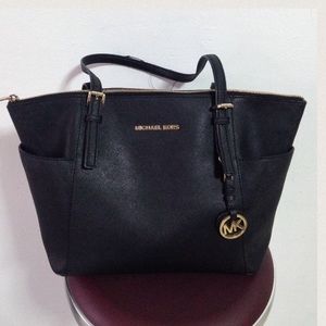 Michael Kors Bag! 😍😍