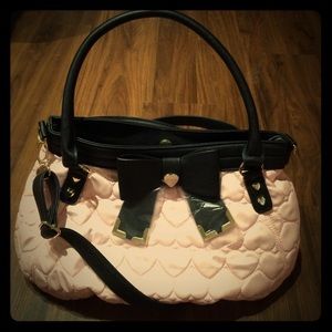 NWOT Betsey Johnson baby pink and black purse.