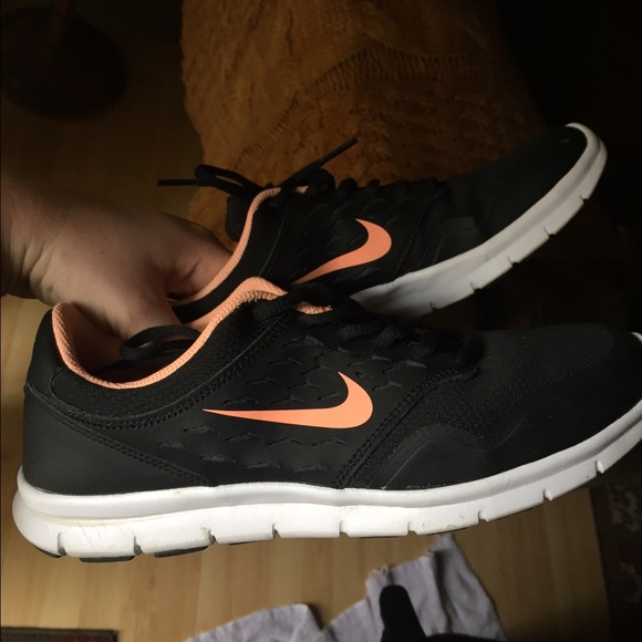 Nike Shoes - Black/ peach Nike's!