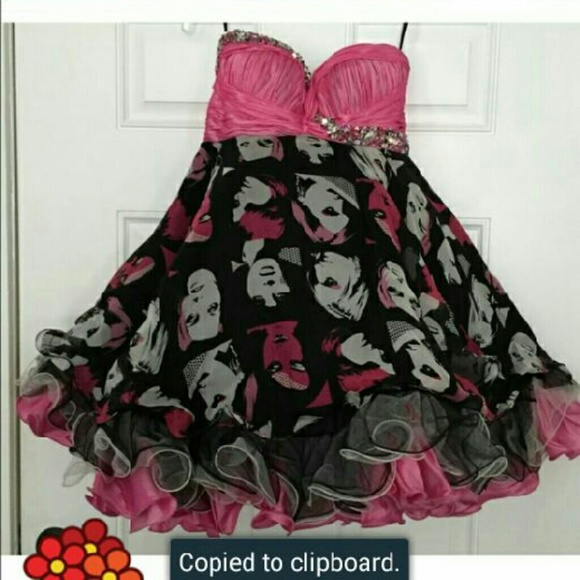 Macduggal - Picture 2 of 2