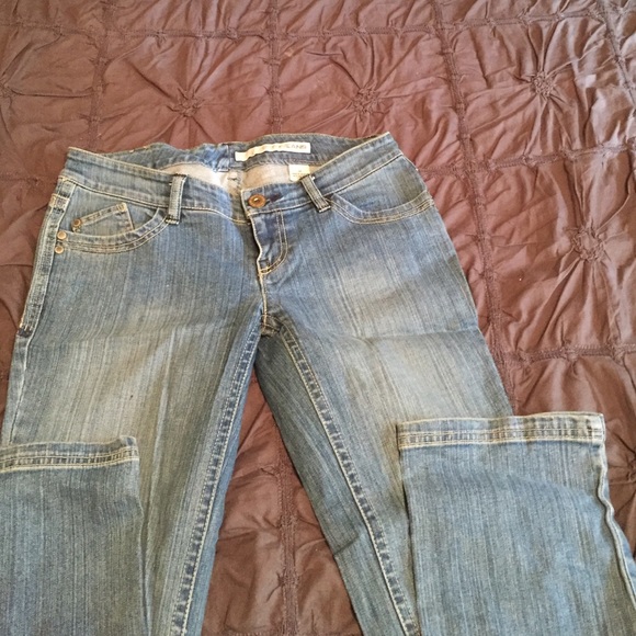 DKNY Jeans