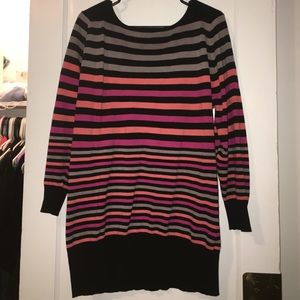 Super cute sweater!
