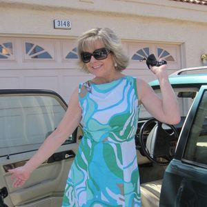 Meet your Posher, Janet