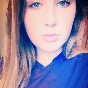 Meet your Posher, Kara