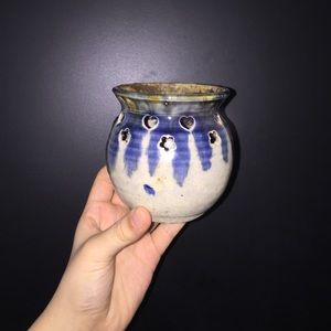 small pot