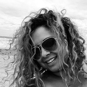 Meet your Posher, Stacy