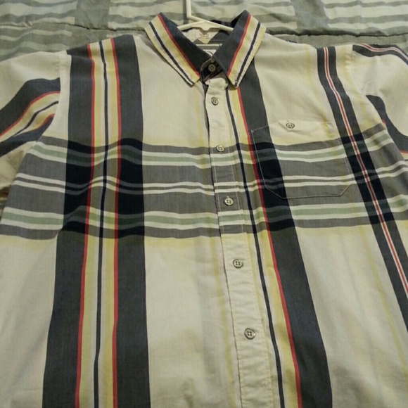 Volcom short sleeve button down - Picture 2 of 3