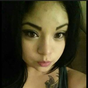 Meet your Posher, Perla