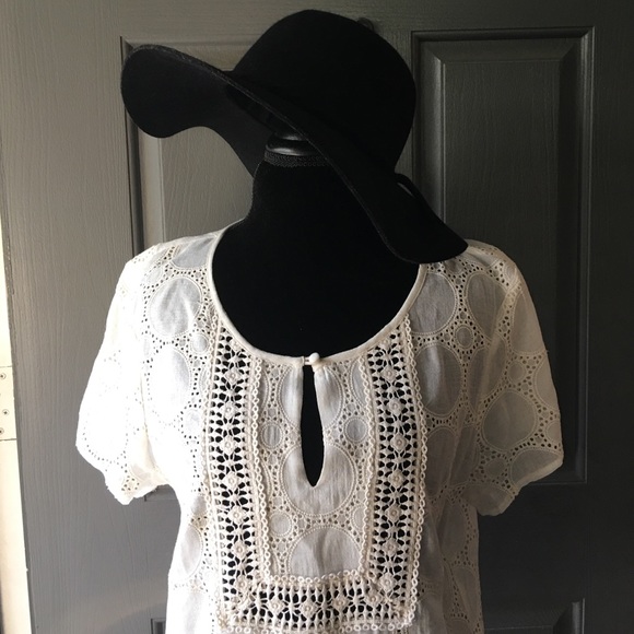 💐EYELET BLOUSE💐