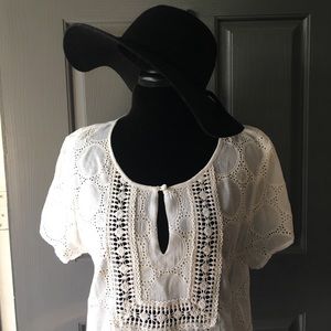 💐EYELET BLOUSE💐