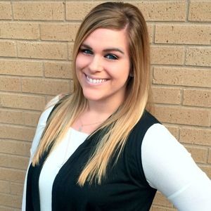 Meet your Posher, Marissa