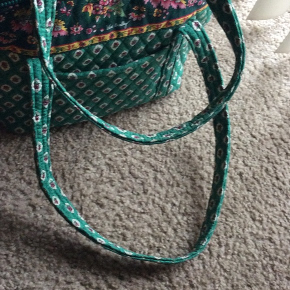 SALE Vera Bradley green fields larger tote - Picture 3 of 4