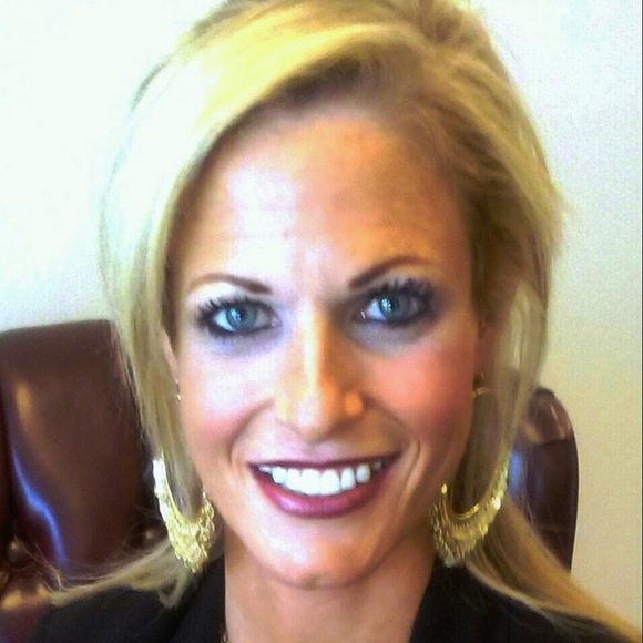 Meet your Posher, Susan - Picture 1 of 1