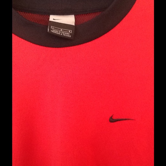 Nike Other - Nike Men's Long Sleeve Athletic Shirt Size L