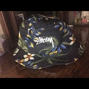 Stussy Floral Bucket Hat
