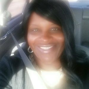 Meet your Posher, Jacqueline