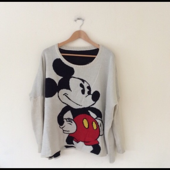 Mickey Mouse oversize sweater M/L