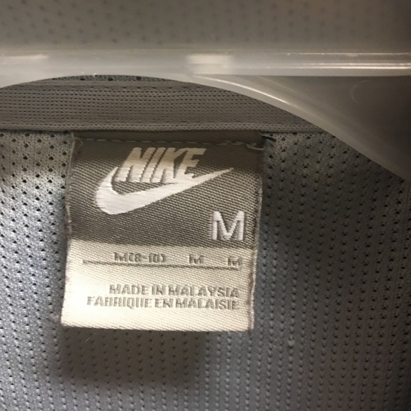 Nike Jacket - Picture 2 of 4