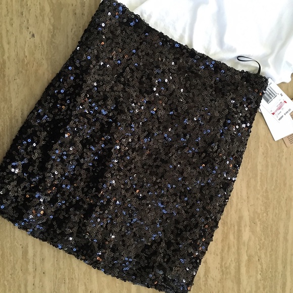 Brand new sparkly French Connection Skirt size 2