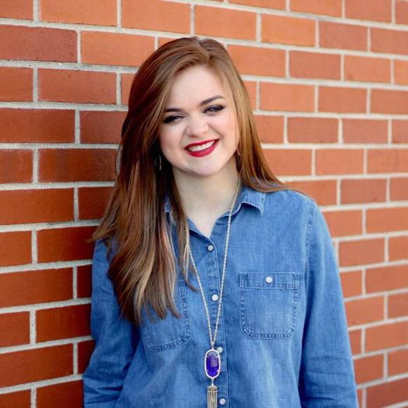 Meet your Posher, Shelby - Picture 1 of 1