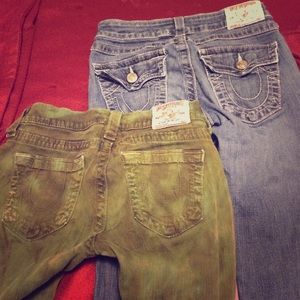 AUNTHENTIC TRUE RELIGION BRAND JEANS******* 2 pair