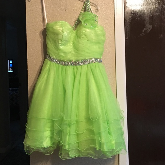 Lime green prom dress - Picture 1 of 3