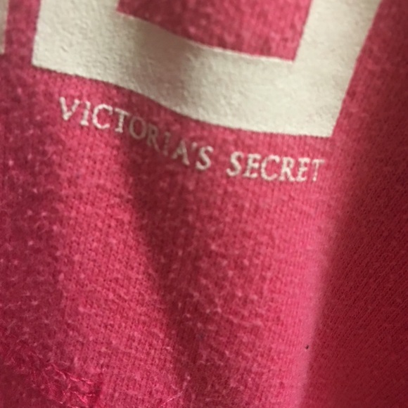 VS Pink Sweatshirt - Picture 4 of 4