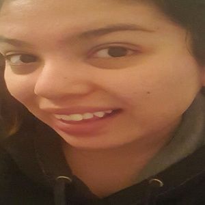 Meet your Posher, Fatima