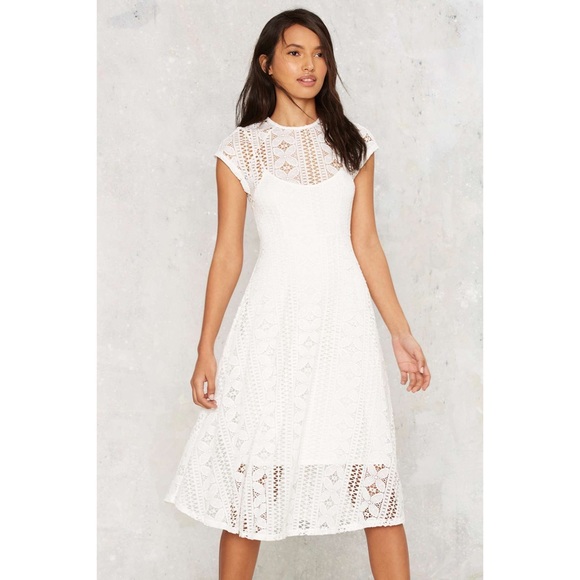 white short sleeve midi dress