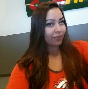 Meet your Posher, Felicia