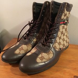 SOLD Gorgeous Gucci's