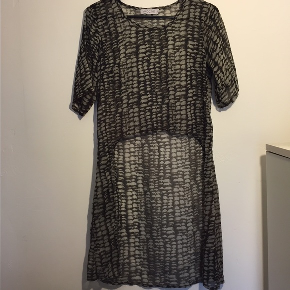 LF Sheer High Low Top