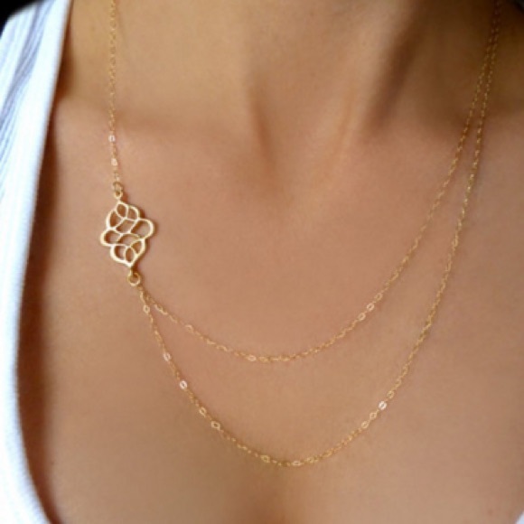 New Delicate Layered Necklace - Picture 2 of 3