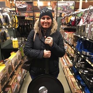 Meet your Posher, Crystal