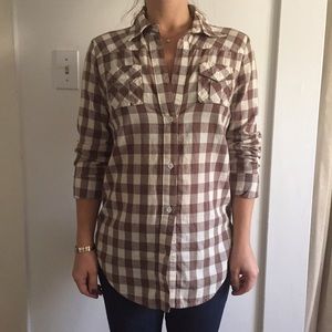 Elizabeth and James shirt