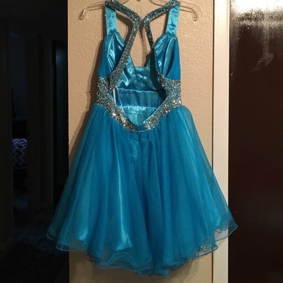 Prom dress - Picture 2 of 2