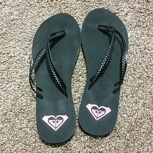 Roxy flip flops