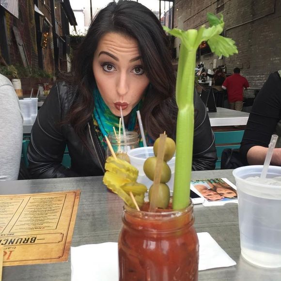 Meet your Posher, Lisa - Picture 1 of 1