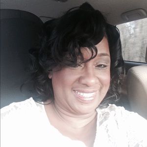 Meet your Posher, Denise